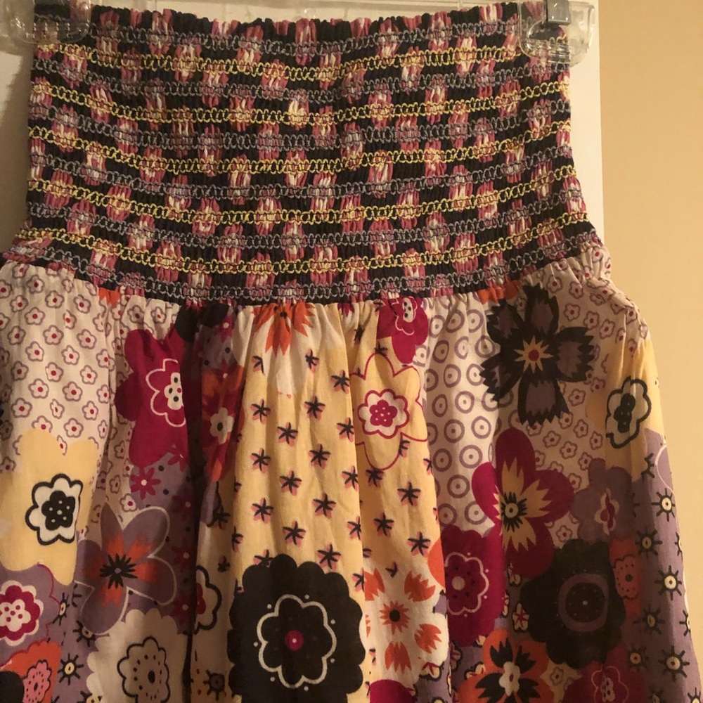 Dress - Picture 2 of 3